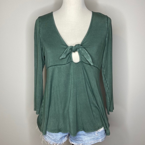 American Eagle Outfitters Tops - American Eagle Long Sleeve Tie Top